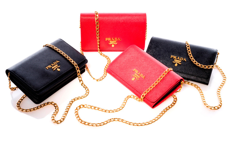 Prada 中國農曆年系列包款,價格電洽。